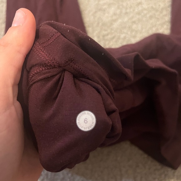 lululemon leggings - Picture 2 of 3